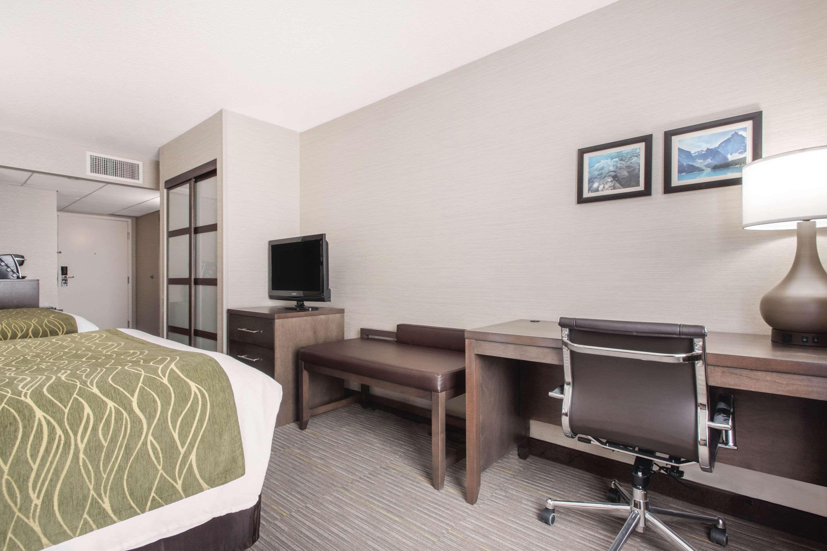 Comfort Inn & Suites Red Deer Ngoại thất bức ảnh