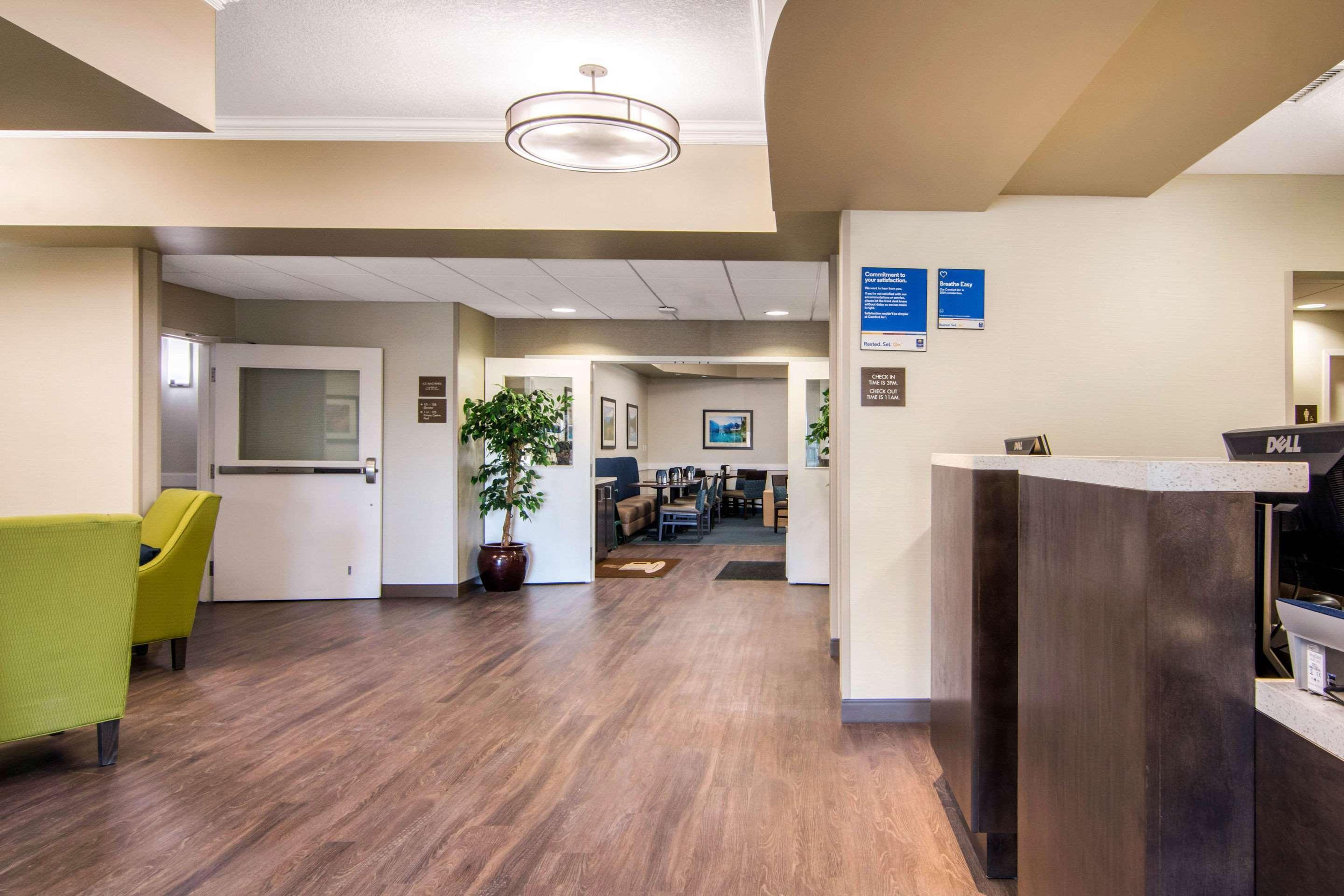 Comfort Inn & Suites Red Deer Ngoại thất bức ảnh