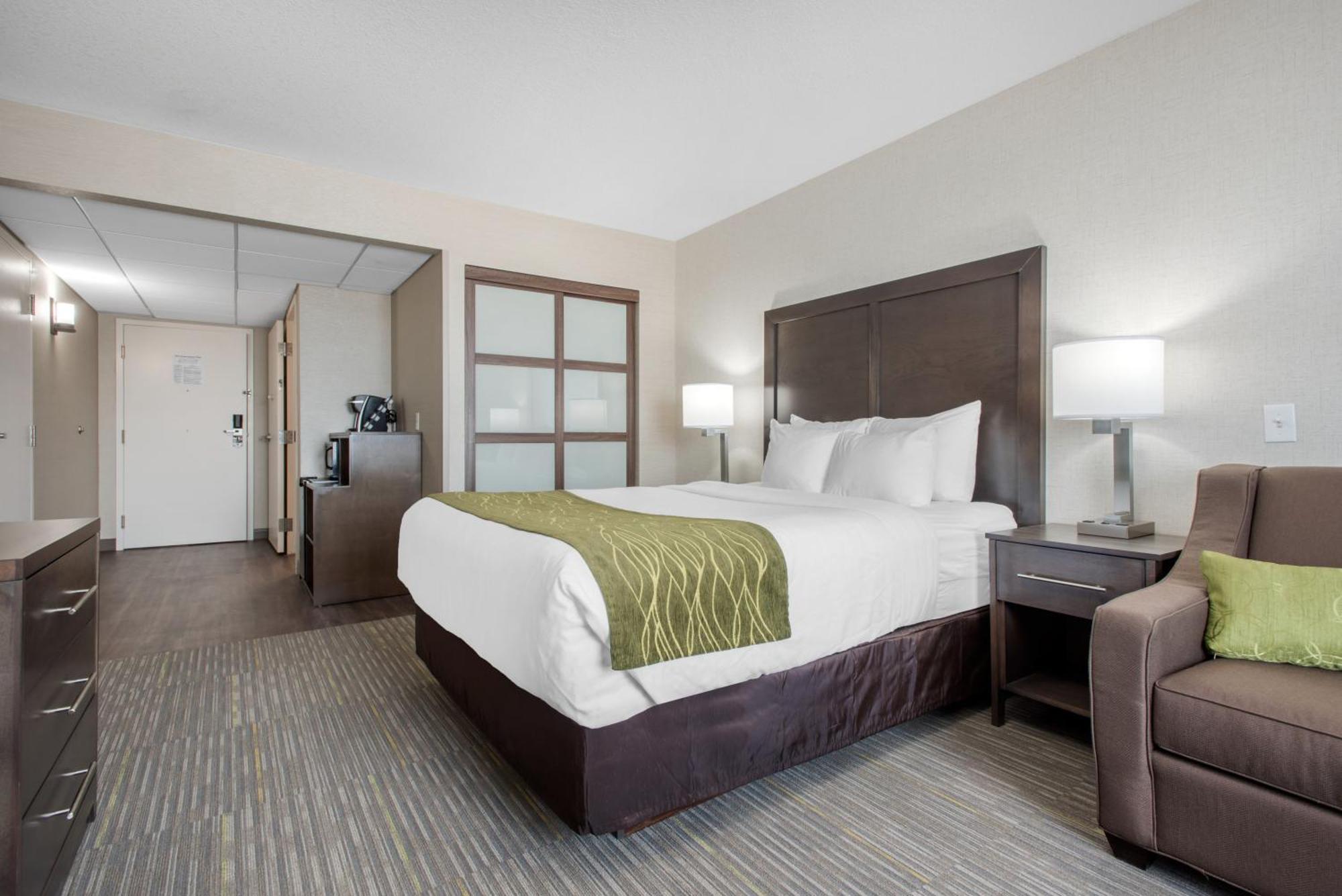 Comfort Inn & Suites Red Deer Ngoại thất bức ảnh