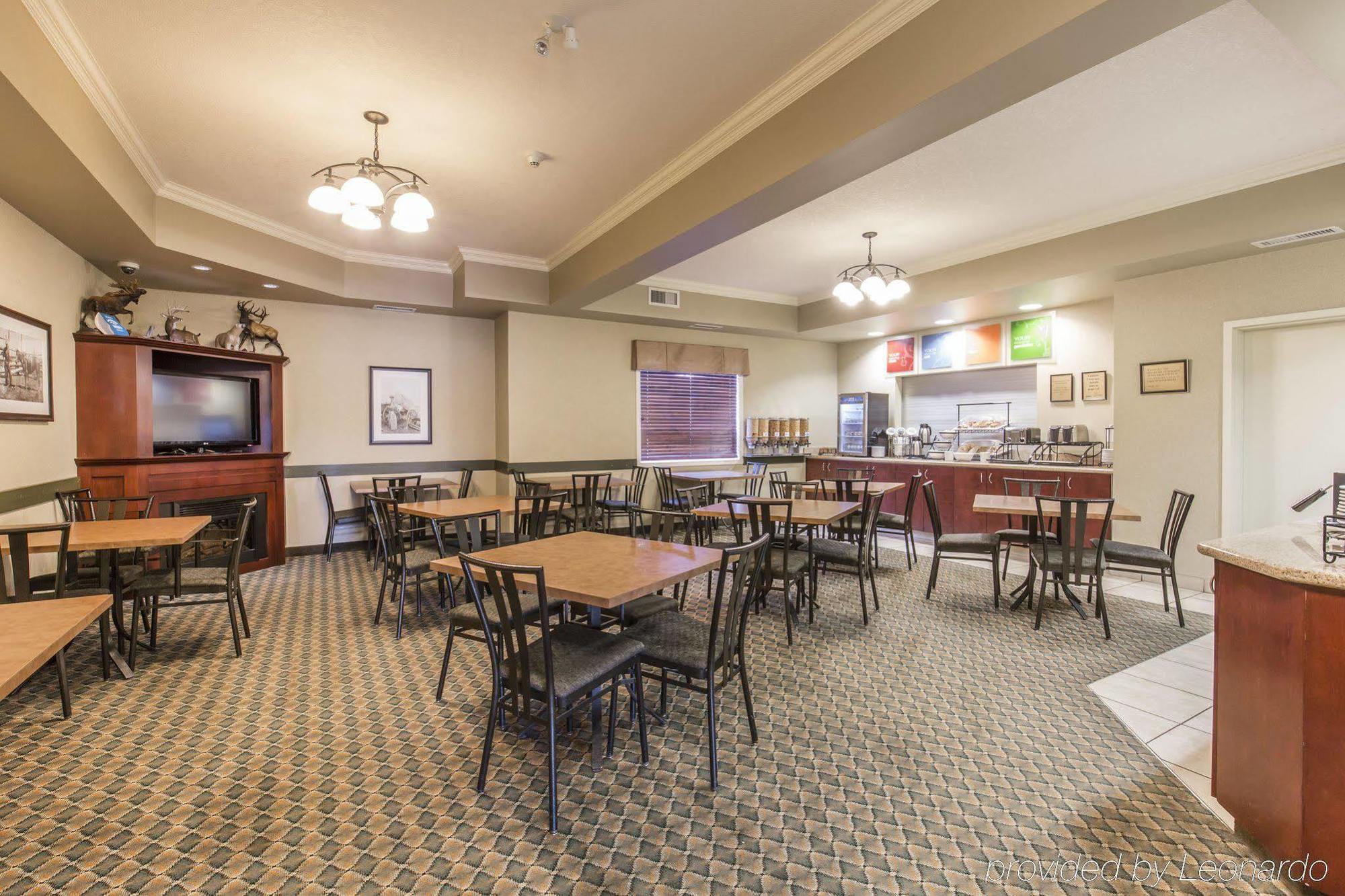 Comfort Inn & Suites Red Deer Ngoại thất bức ảnh